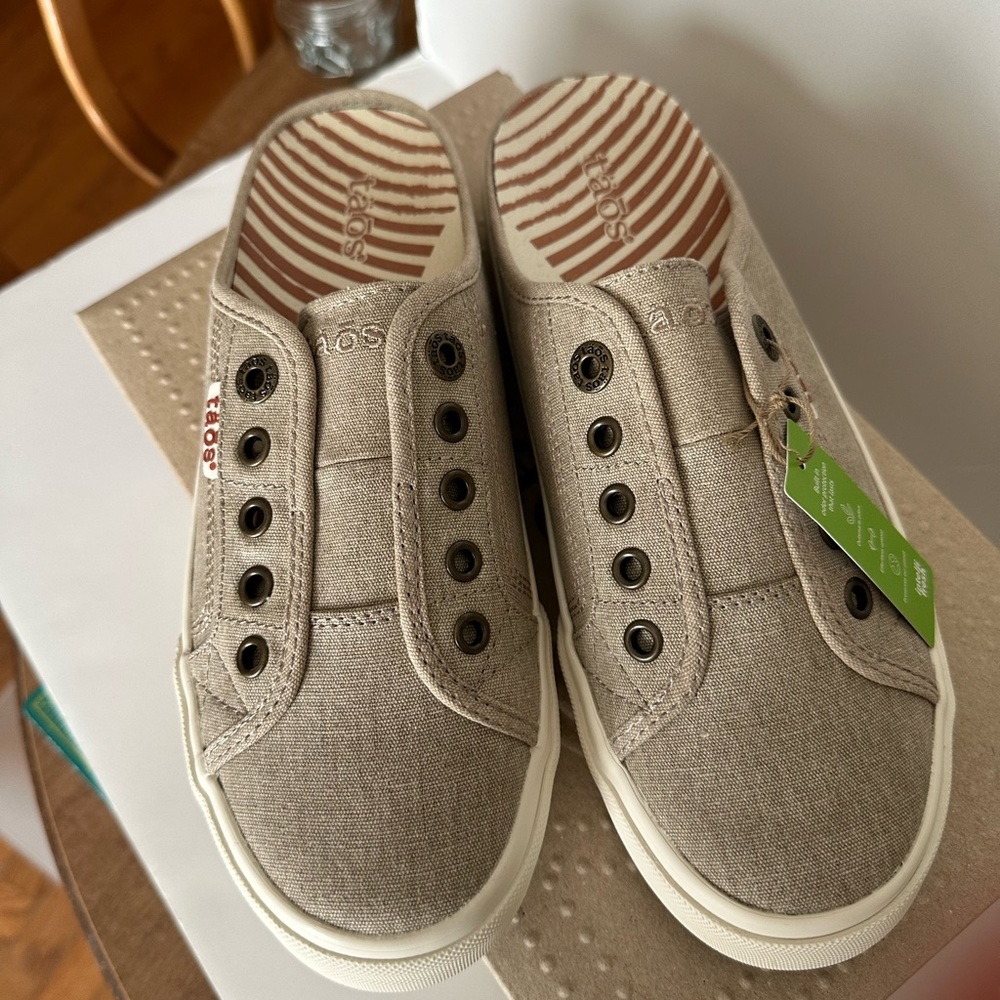 NIB Taos Ez Soul in Oat Wash Canvas sz8